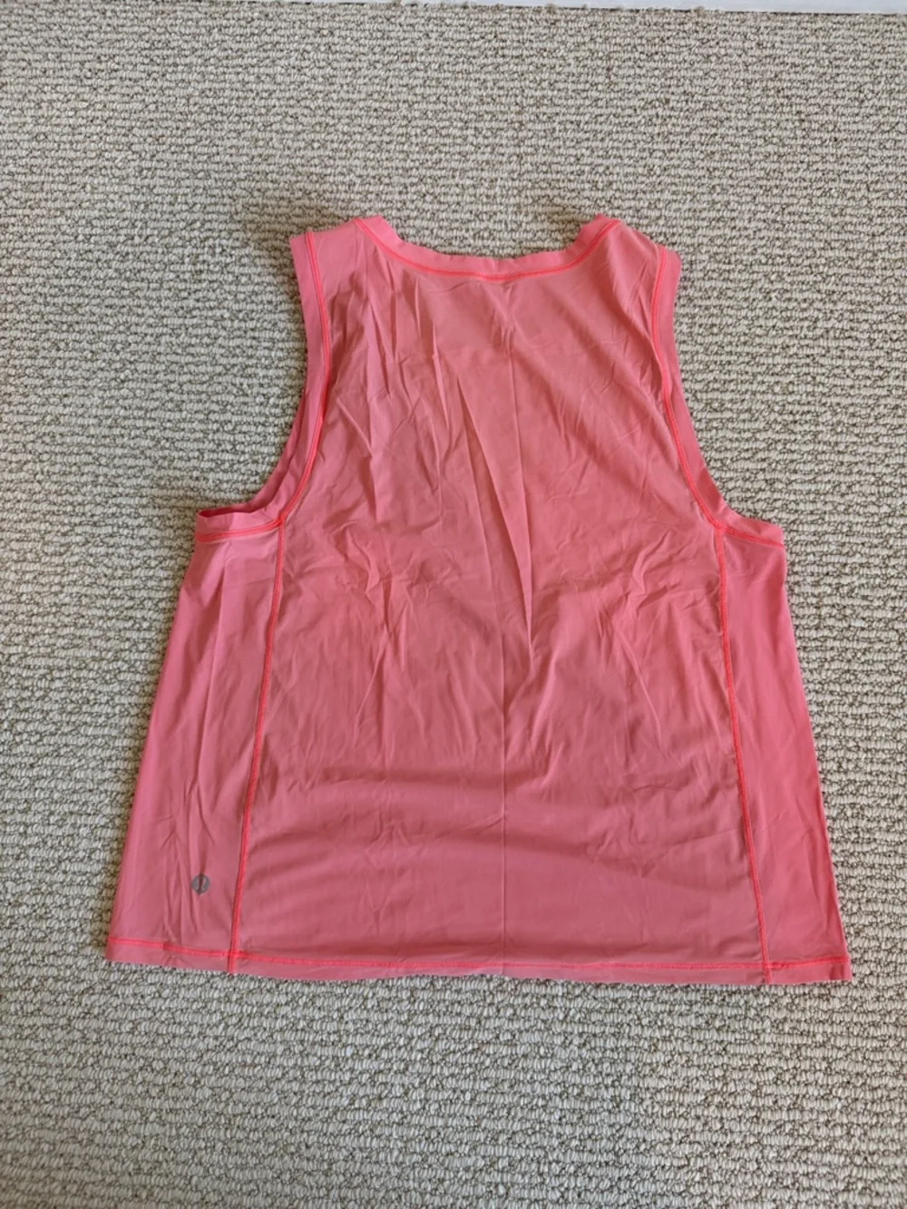 lululemon athletica Sleeveless Athletic Tank-set of 2 - Picture 4 of 8